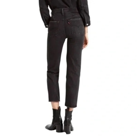 Levi's REVOLVE Altered Straight Leg Black Jeans Distressed Size 27 - Picture 10 of 14